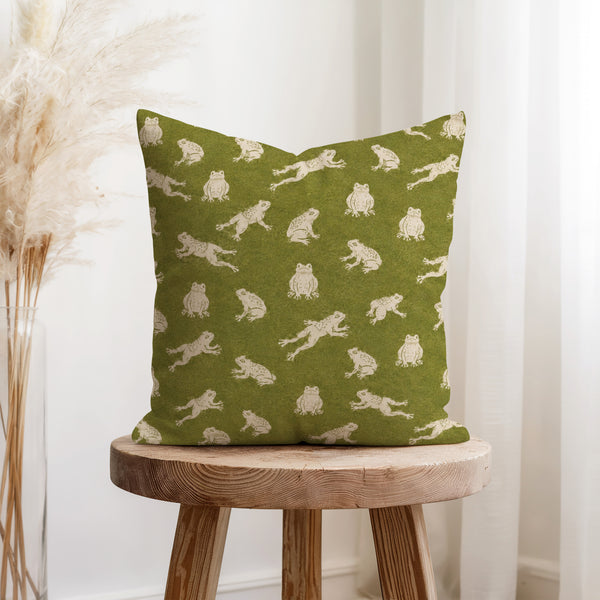 Pond Frogs – Moss Green Woodland Pillow