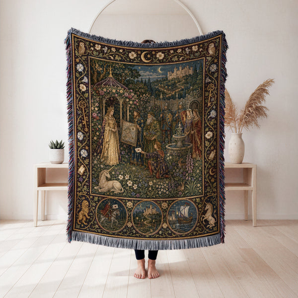 The Moon Court of the Vale Blanket
