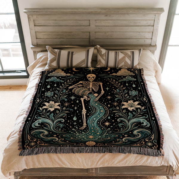 Aquarius Water Bearer – Gothic Skeleton Zodiac Blanket