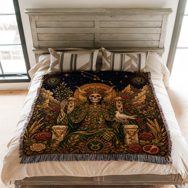 Taurus Thorned Sovereign – Gothic Zodiac Blanket