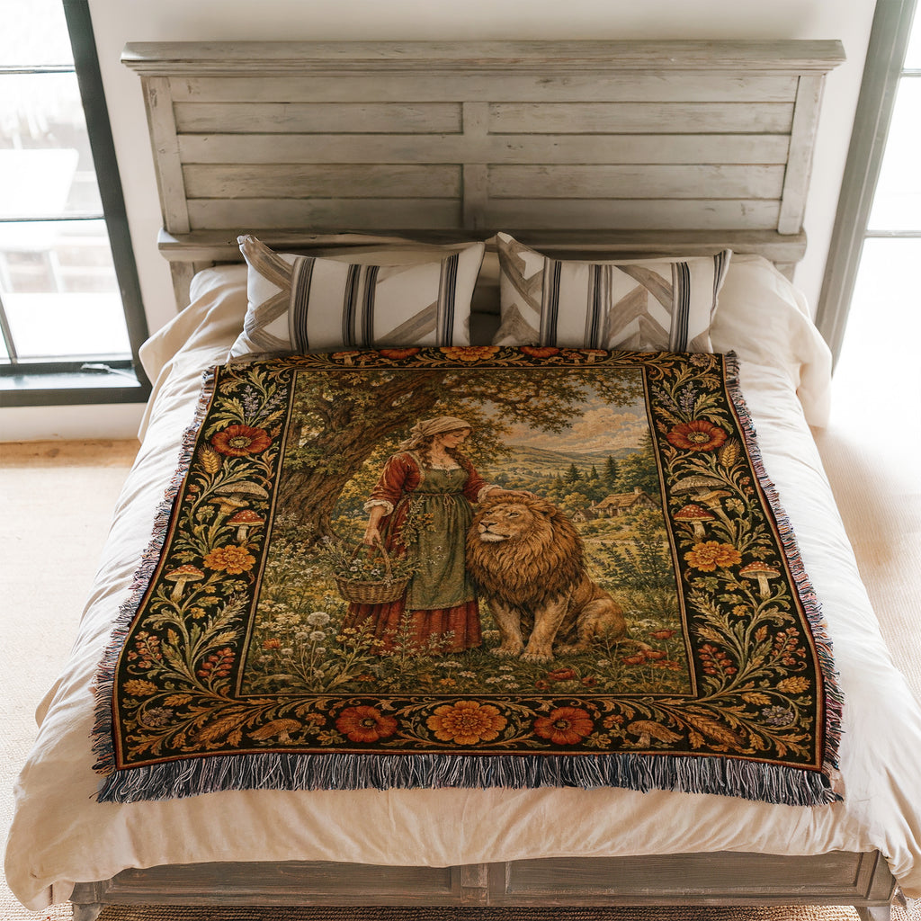 The Lionkeeper’s Meadow Blanket