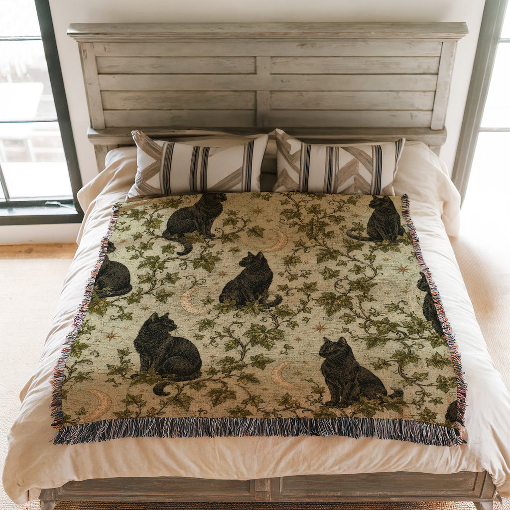 Black Cat & Moonvine Blanket