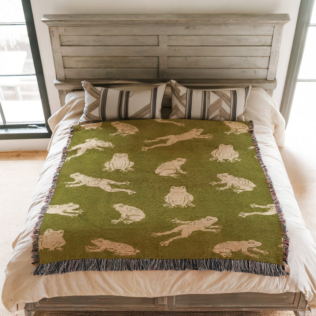 Meadow Frog Blanket