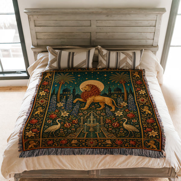 The Lion of the Moonlit Palace Blanket
