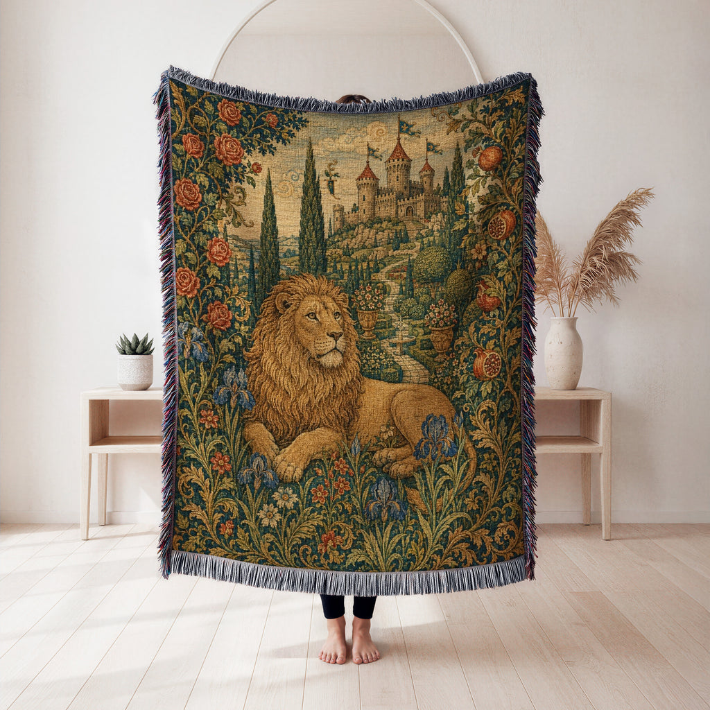 The Lion of the Rose Garden Blanket
