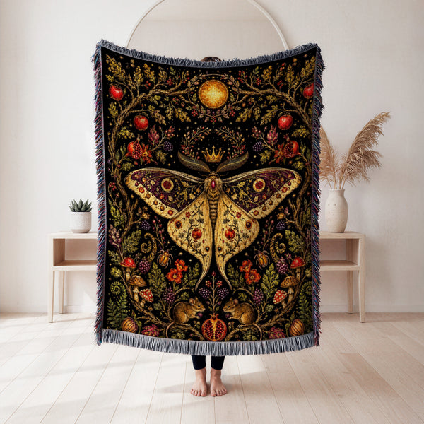 The Crowned Moth of the Harvest Moon