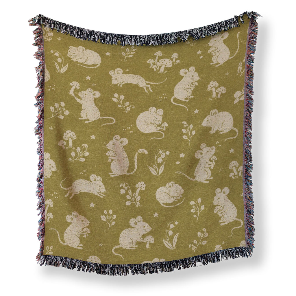 Meadow Mouse Blanket